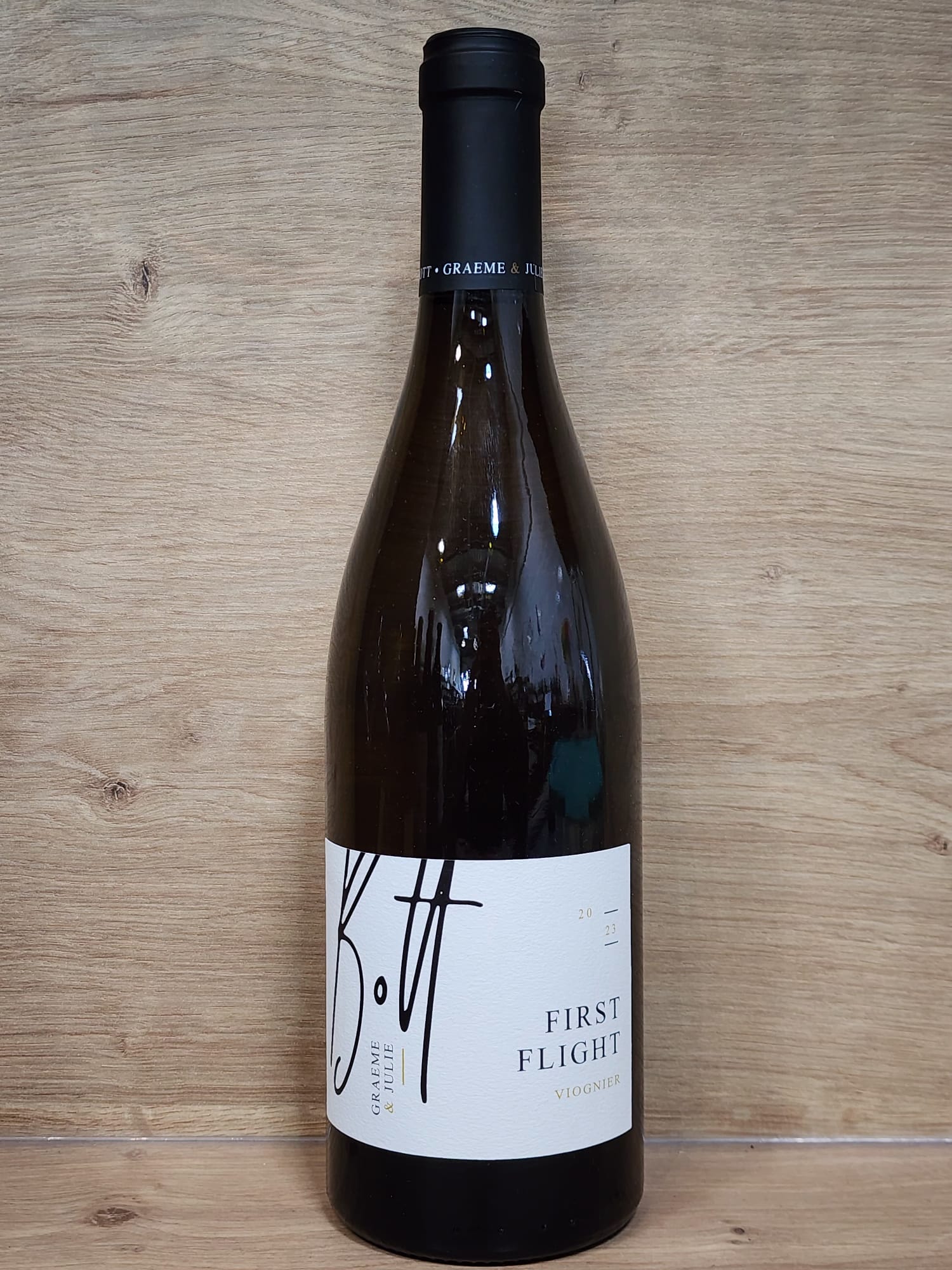 Graeme & Julie Bott - First Flight 2023 - CPHWINES