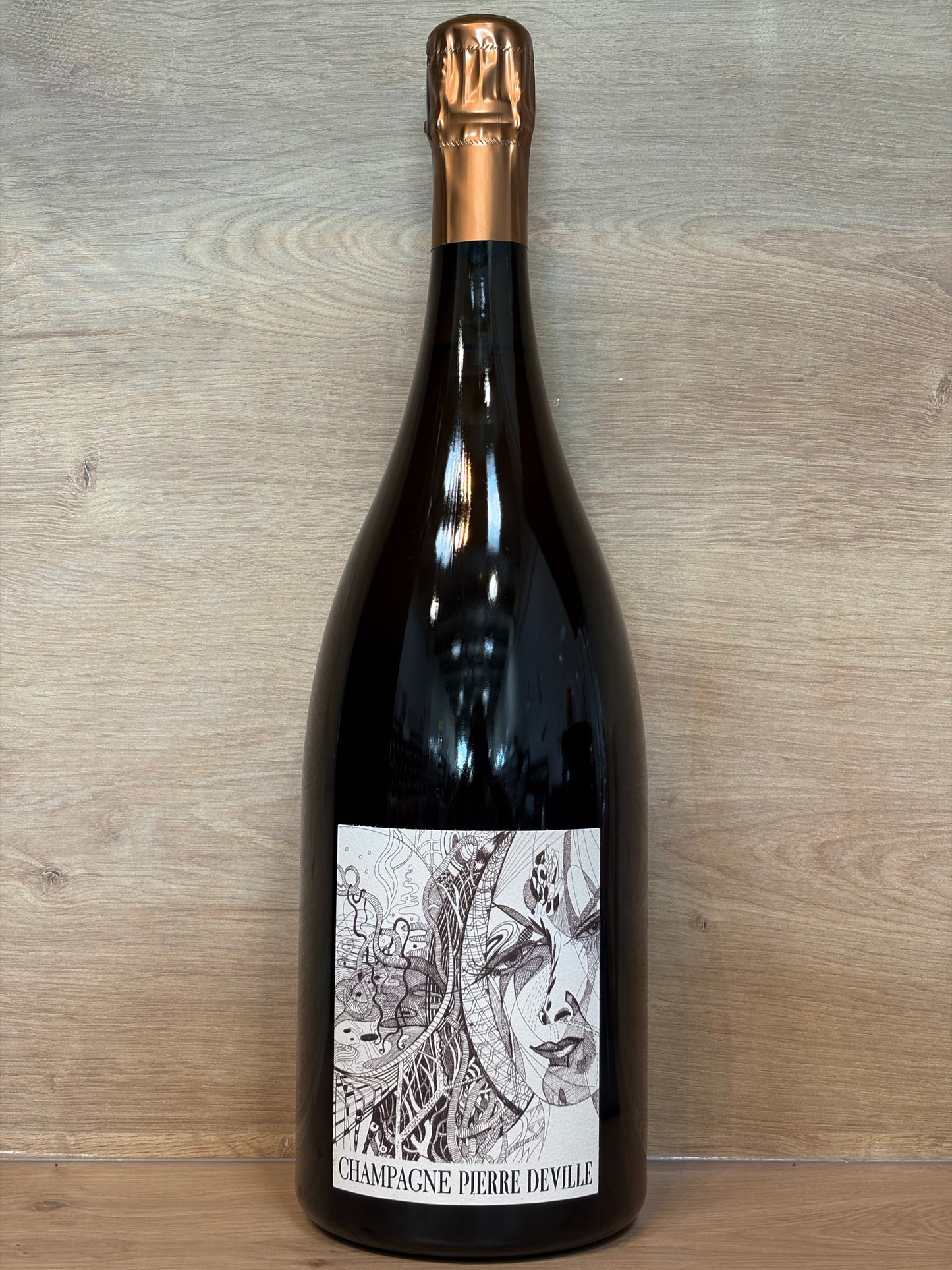 Pierre Deville présente Primitif - Magnum