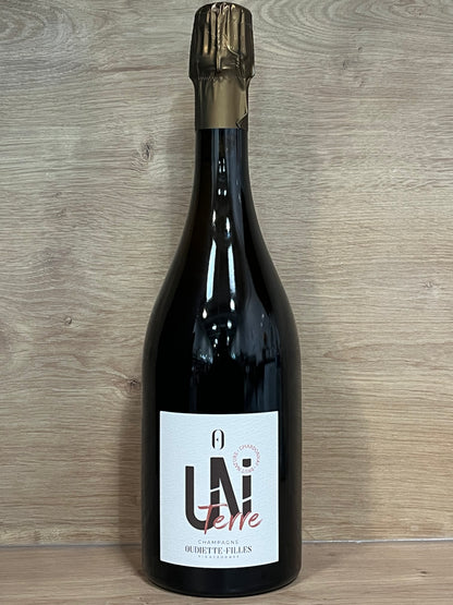 Oudiette Filles - UNI Terre 2022 - CPHWINES